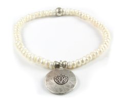 Armband Frischwasserperlen mit Silber Lotus weiß